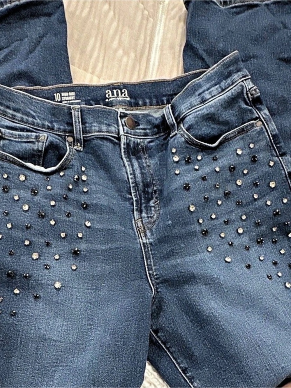 ana High-Rise Straight Embellished Blue Waist 10